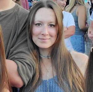 Meet your Posher, Kara